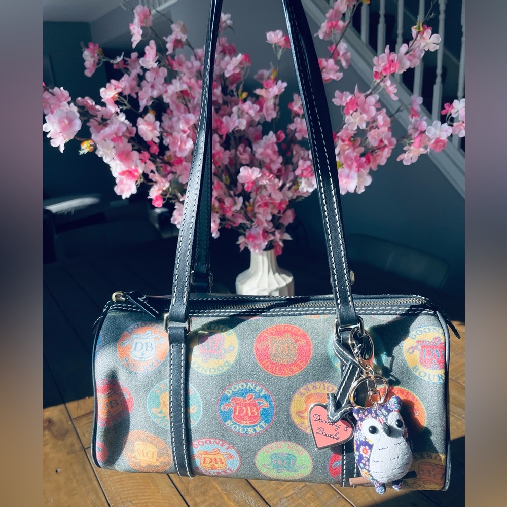 Vintage Y2K Dooney & Bourke Multicolor barrel Bag